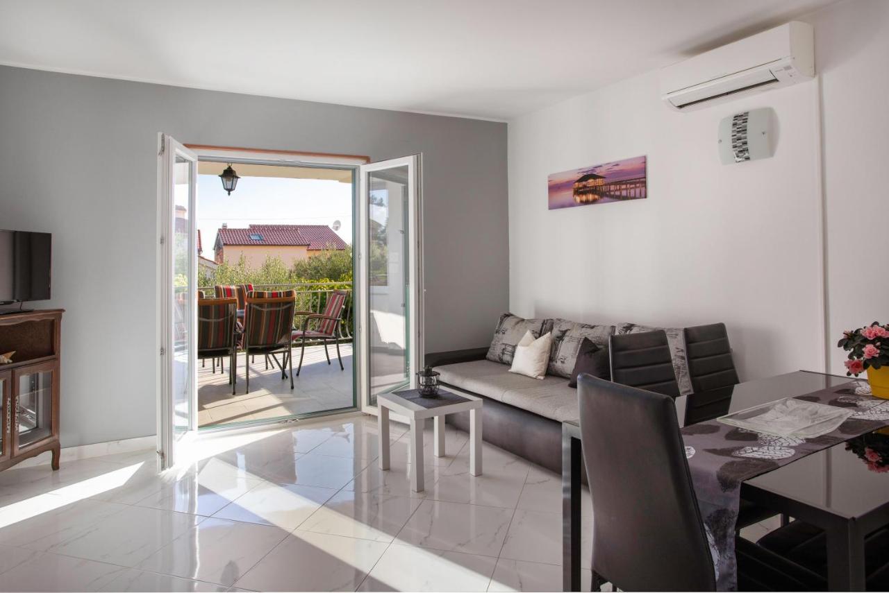 Apartment Marin ยาดริยา ภายนอก รูปภาพ