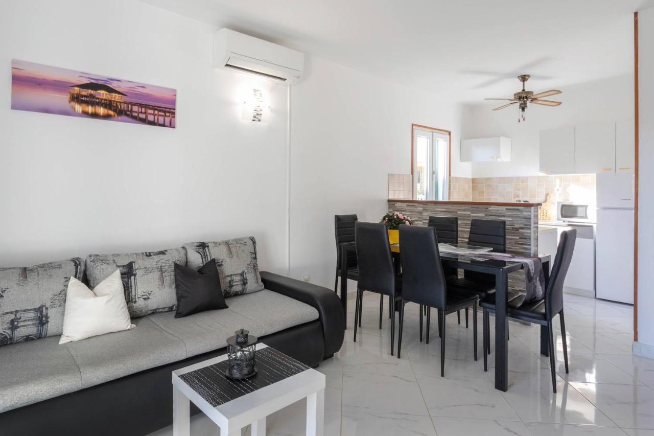 Apartment Marin ยาดริยา ภายนอก รูปภาพ