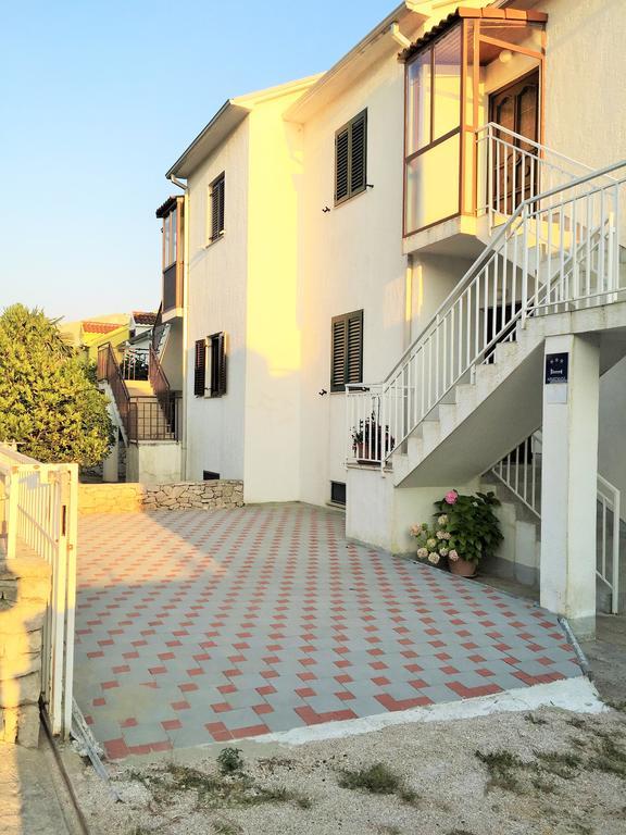 Apartment Marin ยาดริยา ภายนอก รูปภาพ
